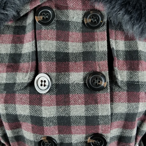 FOREVER 21 I Double Breasted Plaid Crop Coat - Picture 4 of 8